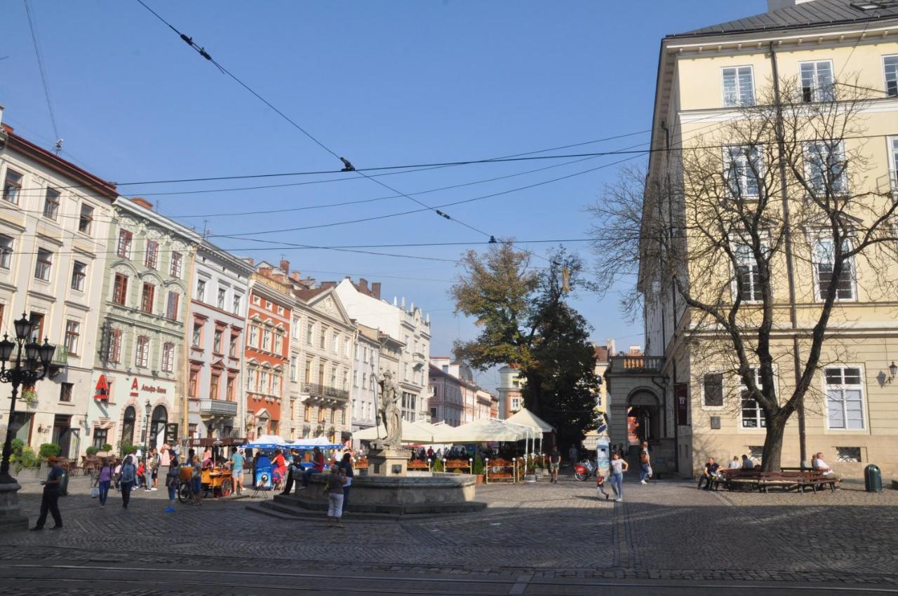 Apartments In Lviv Center Bagian luar foto